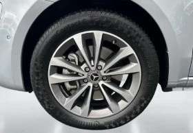 Обява за продажба на Mercedes-Benz EQV 300 Long = Avantgarde = Airmatic Гаранция ~ 136 200 лв. - изображение 3
