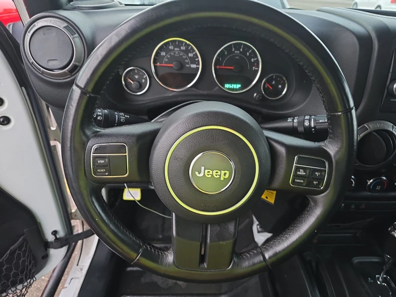 Jeep Wrangler Sport, снимка 10 - Автомобили и джипове - 47632647