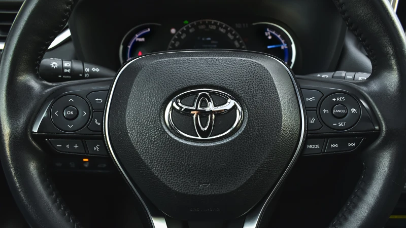 Toyota Rav4 2.5 Hybrid STYLE Automatic, снимка 10 - Автомобили и джипове - 48908968