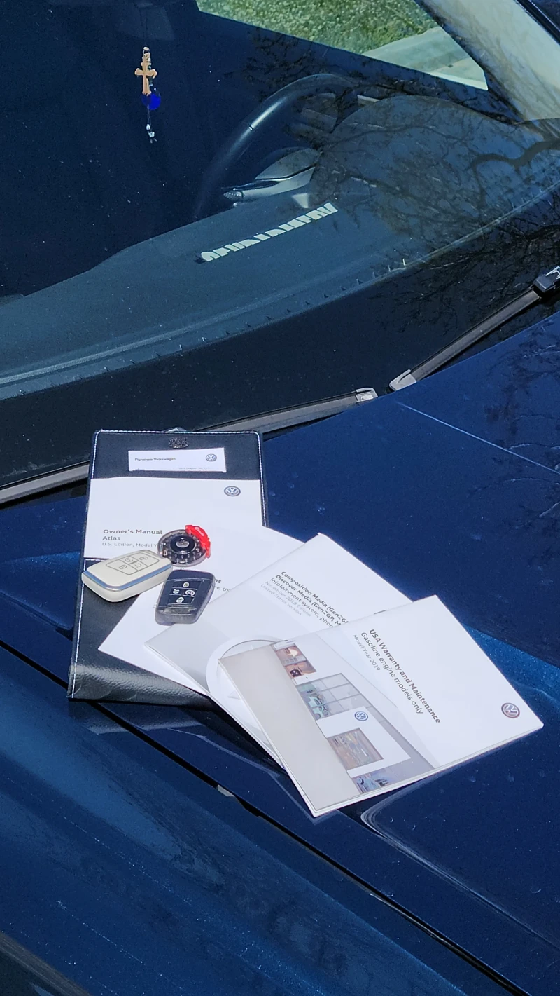 VW Atlas 3.6L SEL VR6 R-line 7 Местен, снимка 3 - Автомобили и джипове - 52231252