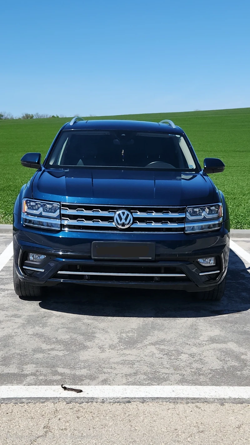 VW Atlas 3.6L SEL VR6 R-line 7 Местен, снимка 2 - Автомобили и джипове - 52231252
