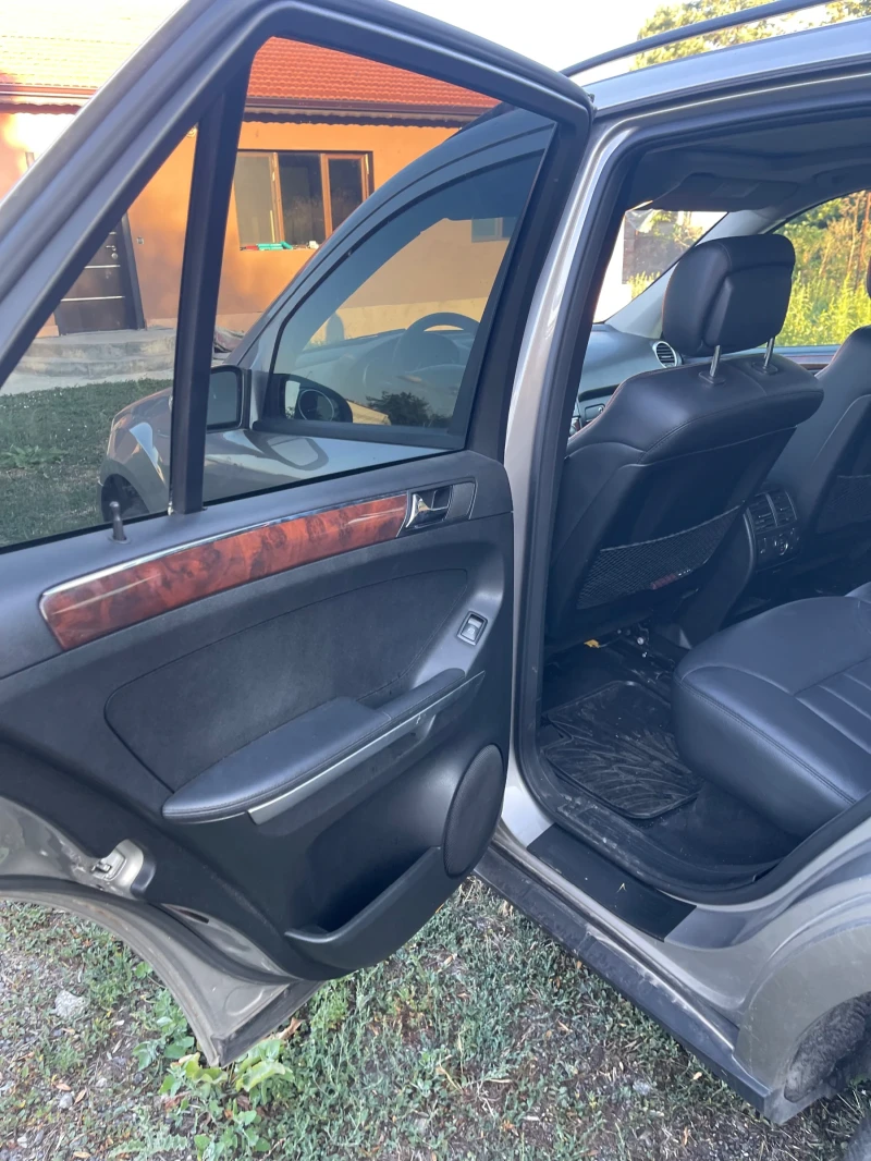 Mercedes-Benz ML 320, снимка 7 - Автомобили и джипове - 52932748