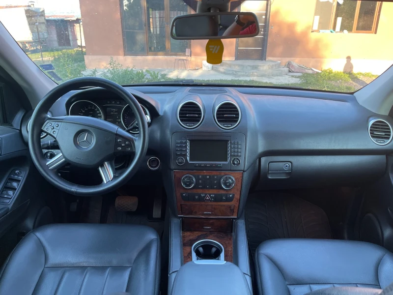 Mercedes-Benz ML 320, снимка 8 - Автомобили и джипове - 52932748
