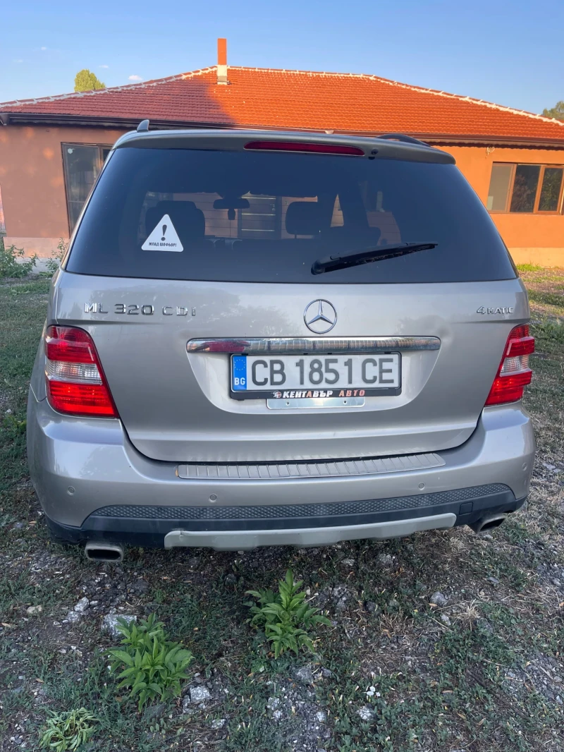 Mercedes-Benz ML 320, снимка 4 - Автомобили и джипове - 52932748