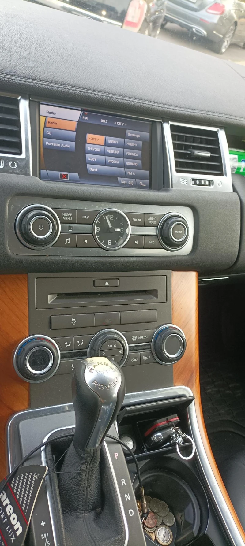 Land Rover Range Rover Sport 3.0HSE, снимка 8 - Автомобили и джипове - 52295836