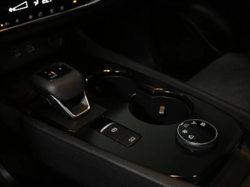 Nissan Rogue SV* AWD* АвтоКредит* (ЦЕНА ДО БГ), снимка 14 - Автомобили и джипове - 52598239