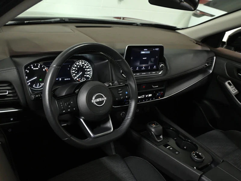 Nissan Rogue SV* AWD* АвтоКредит* (ЦЕНА ДО БГ), снимка 8 - Автомобили и джипове - 52598239