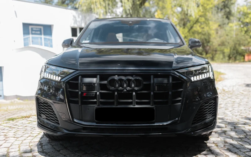 Audi SQ7 4.0 TFSI V8 Quattro, снимка 2 - Автомобили и джипове - 53110865