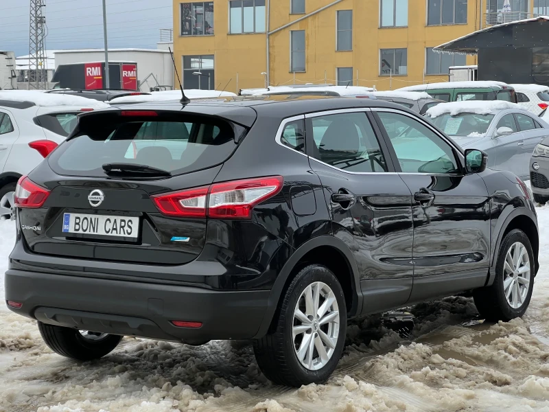 Nissan Qashqai 1.5dci-116к.с/ Старт-стоп/Камера/ Навигация/Италия, снимка 5 - Автомобили и джипове - 53191263