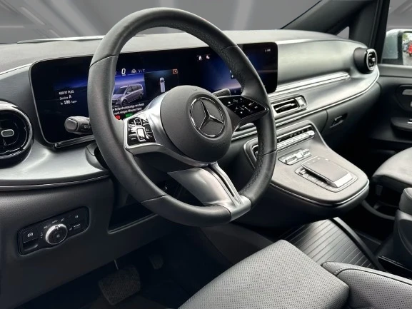 Mercedes-Benz EQV 300 Long = Avantgarde = Airmatic Гаранция - изображение 6