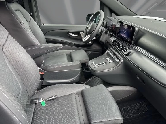 Mercedes-Benz EQV 300 Long = Avantgarde = Airmatic Гаранция - изображение 8