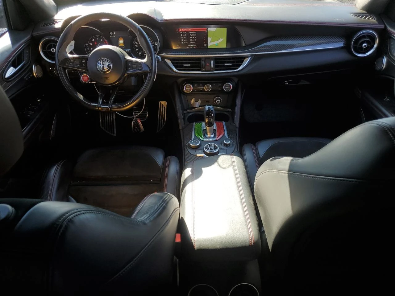 Alfa Romeo Stelvio QUADRIFOGLIO* КЛИП НА МОТОР* АВТО КРЕДИТ - изображение 8