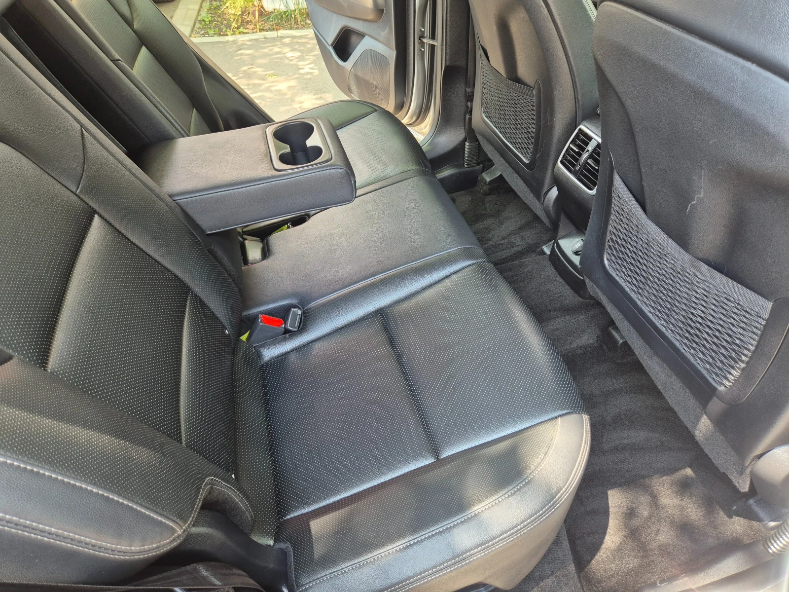 Kia Sportage 2.0 cm3 CRDI 4x2 - изображение 8
