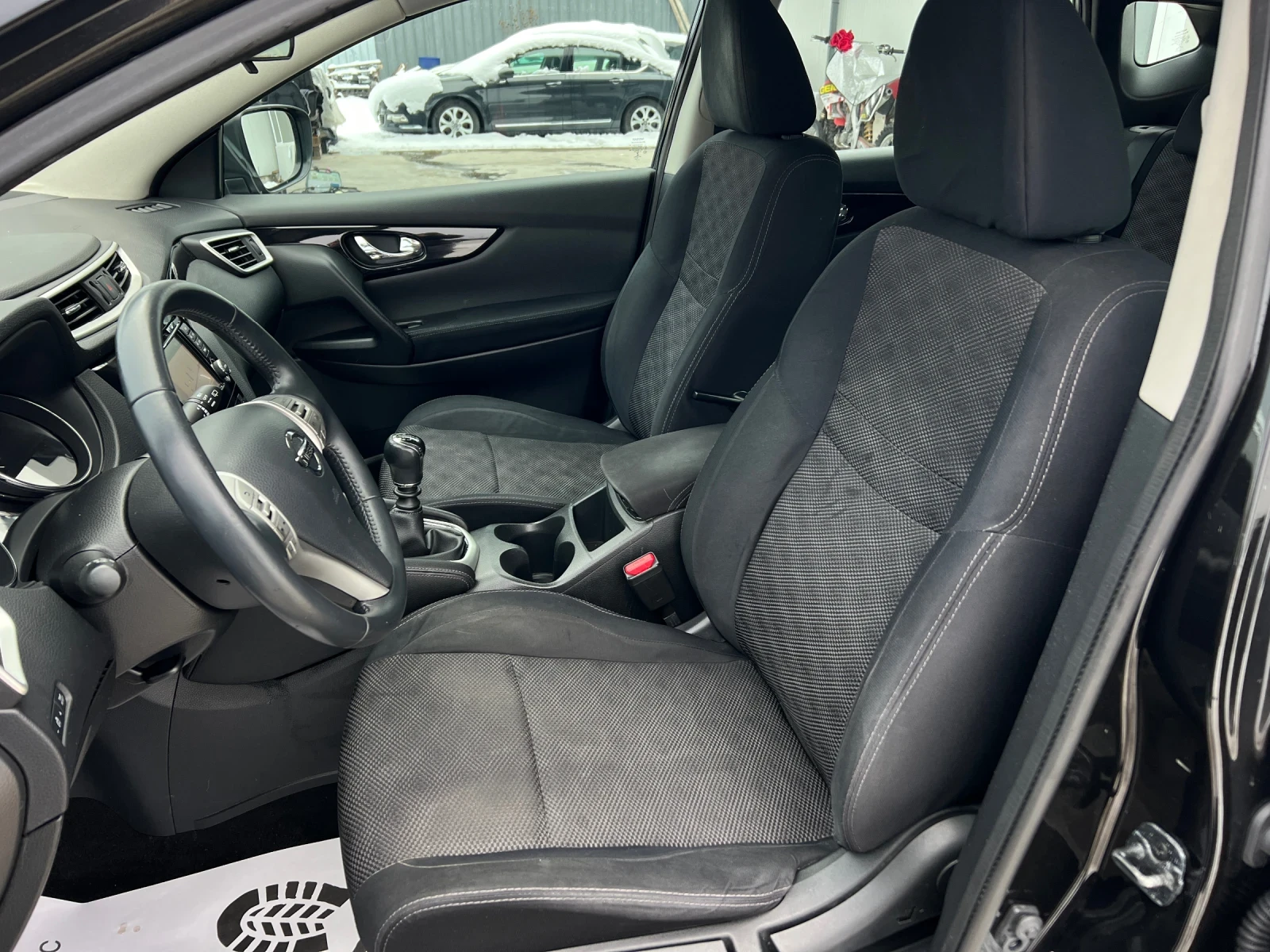 Nissan Qashqai 1.5dci-116�.�/ �����-����/������/ ���������/������ | Mobile.bg � ����������� 11