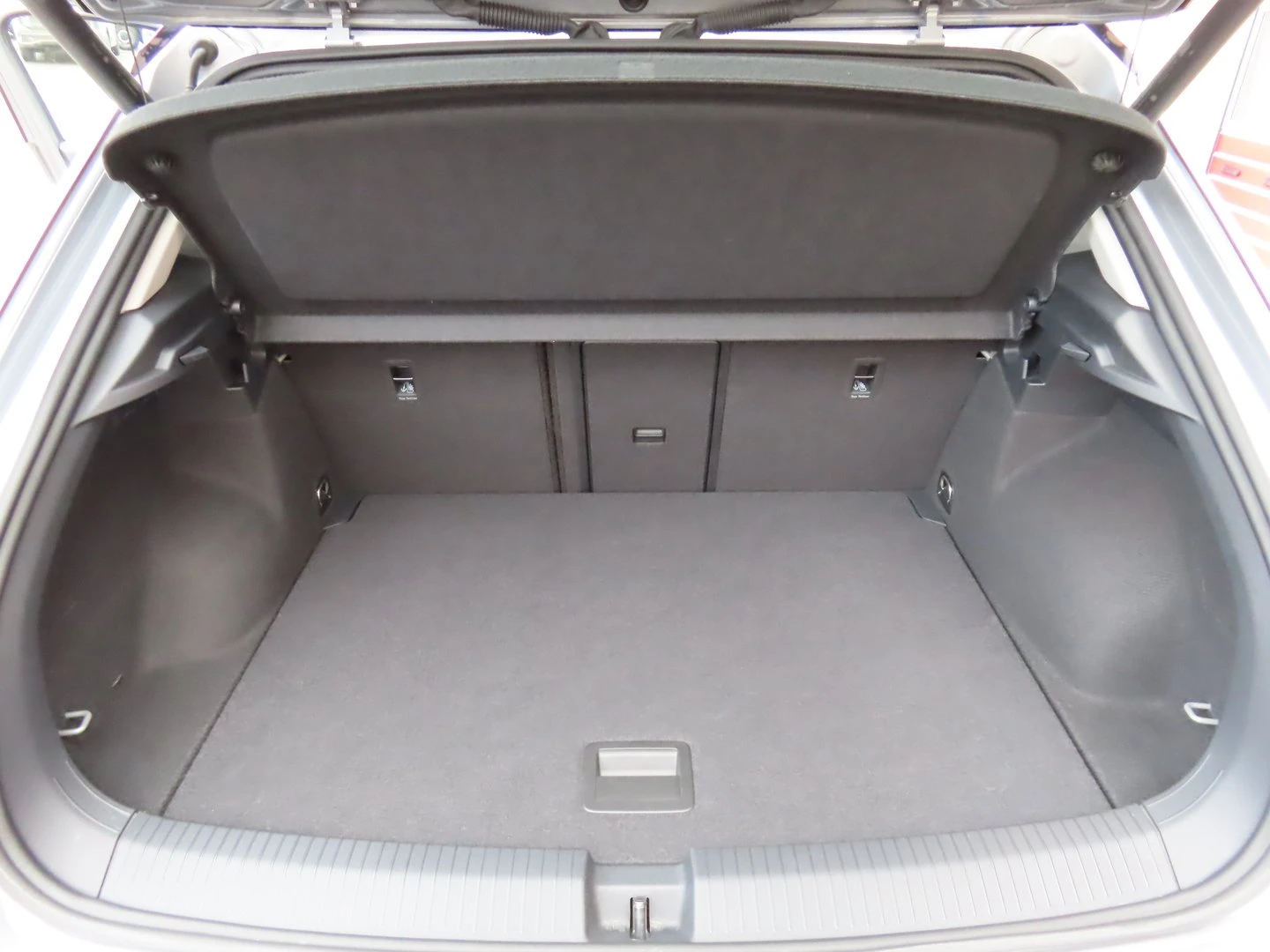 VW T-Roc VW T- Roc Style 2.0 TSI OPF 4MOTION DSG | Mobile.bg � ����������� 4