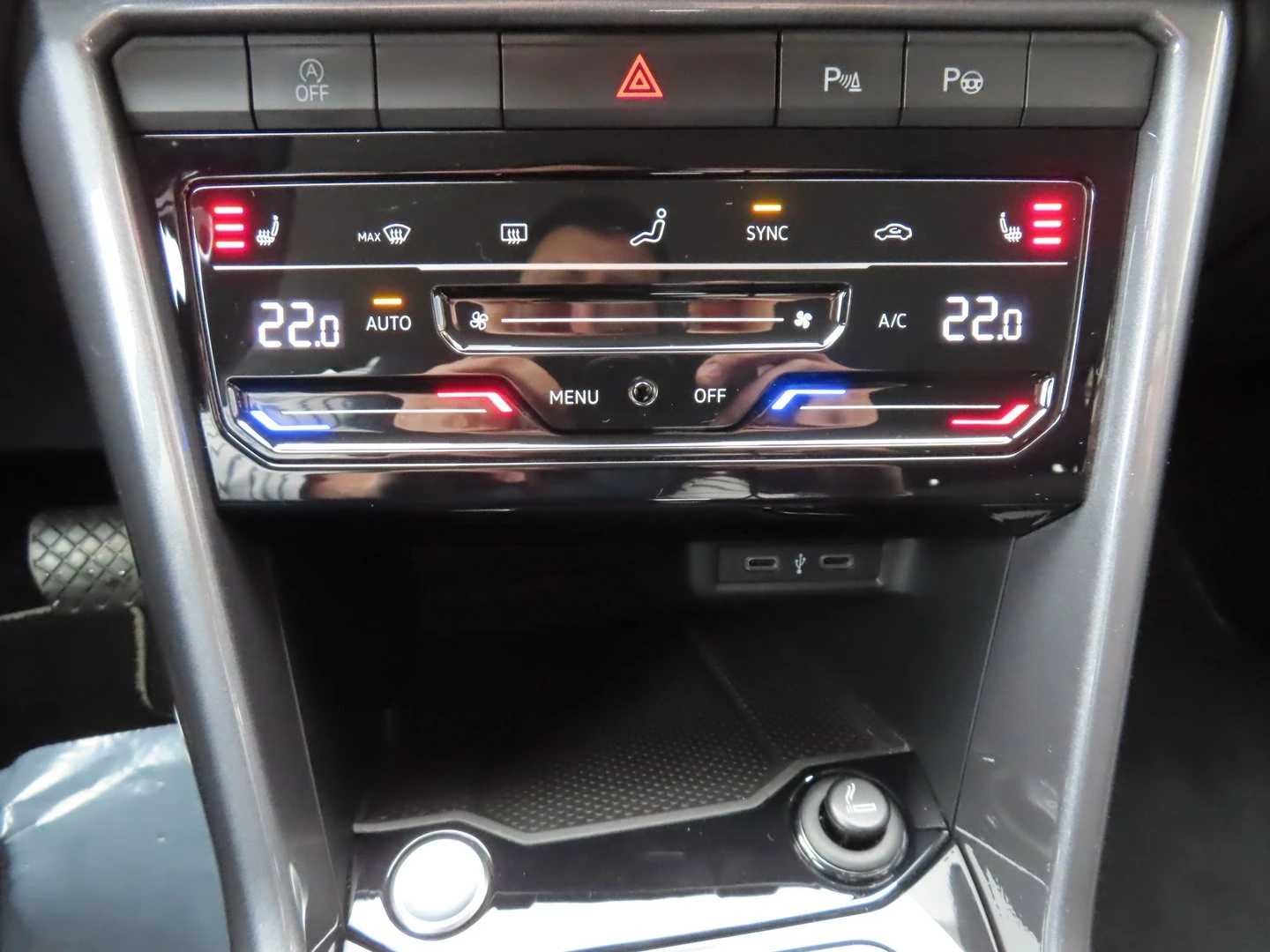 VW T-Roc VW T- Roc Style 2.0 TSI OPF 4MOTION DSG | Mobile.bg � ����������� 15
