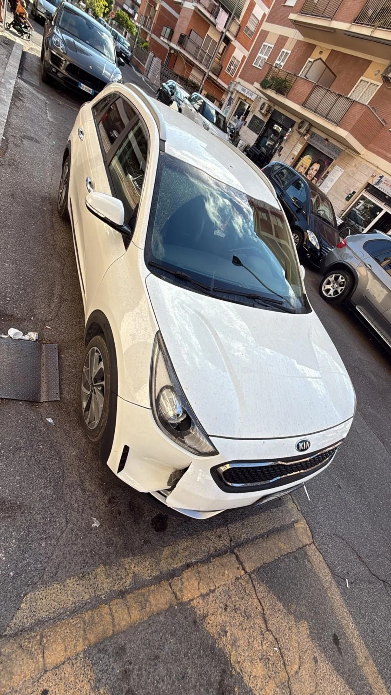 Kia Niro, снимка 4 - Автомобили и джипове - 53667863