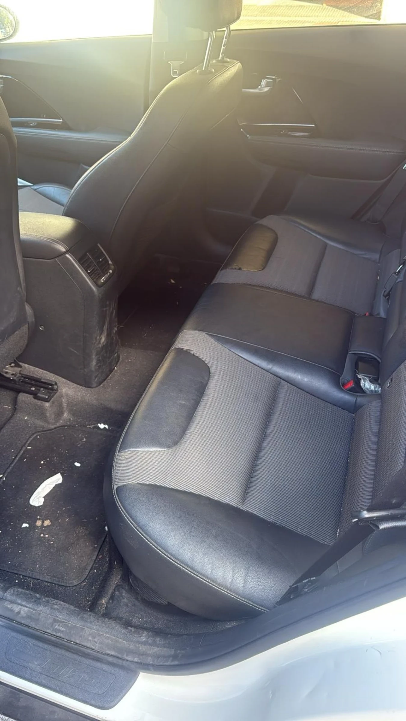 Kia Niro, снимка 7 - Автомобили и джипове - 53667863