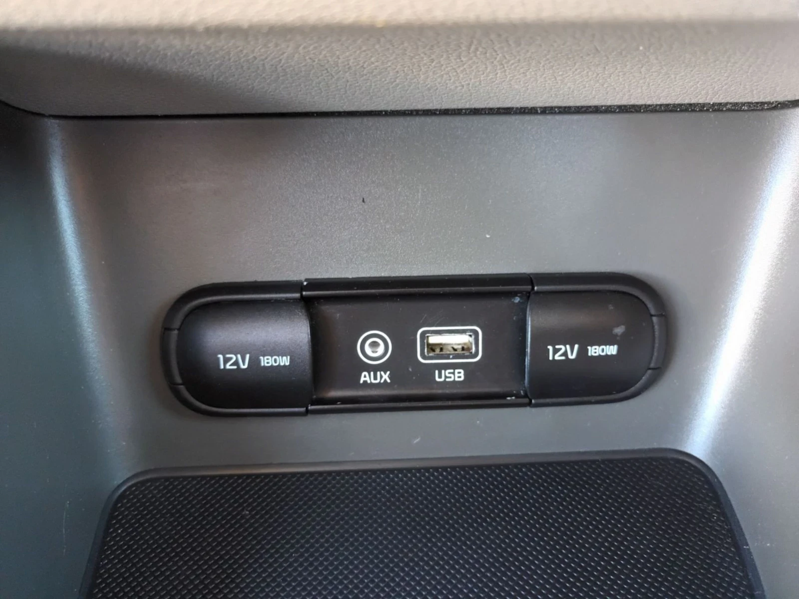Kia Sportage 2019  2.4 LX 181hp AWD, снимка 13 - Автомобили и джипове - 54445299