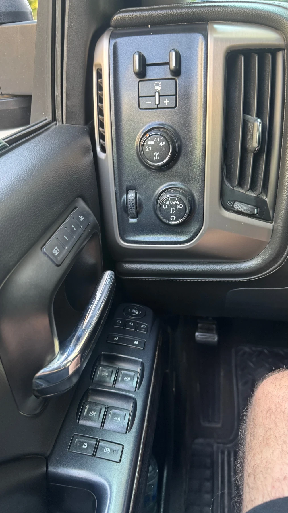 Gmc Sierra Sierra, снимка 7 - Автомобили и джипове - 54557299