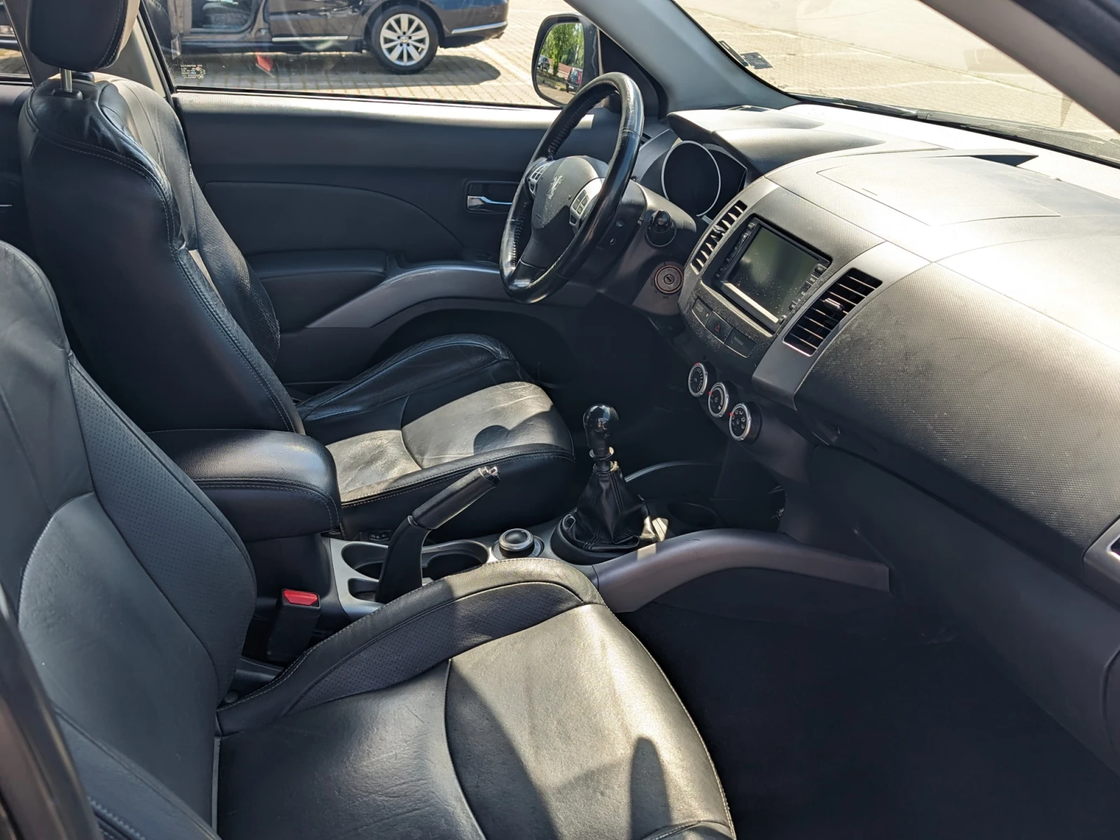 Peugeot 4007, снимка 9 - Автомобили и джипове - 54666003
