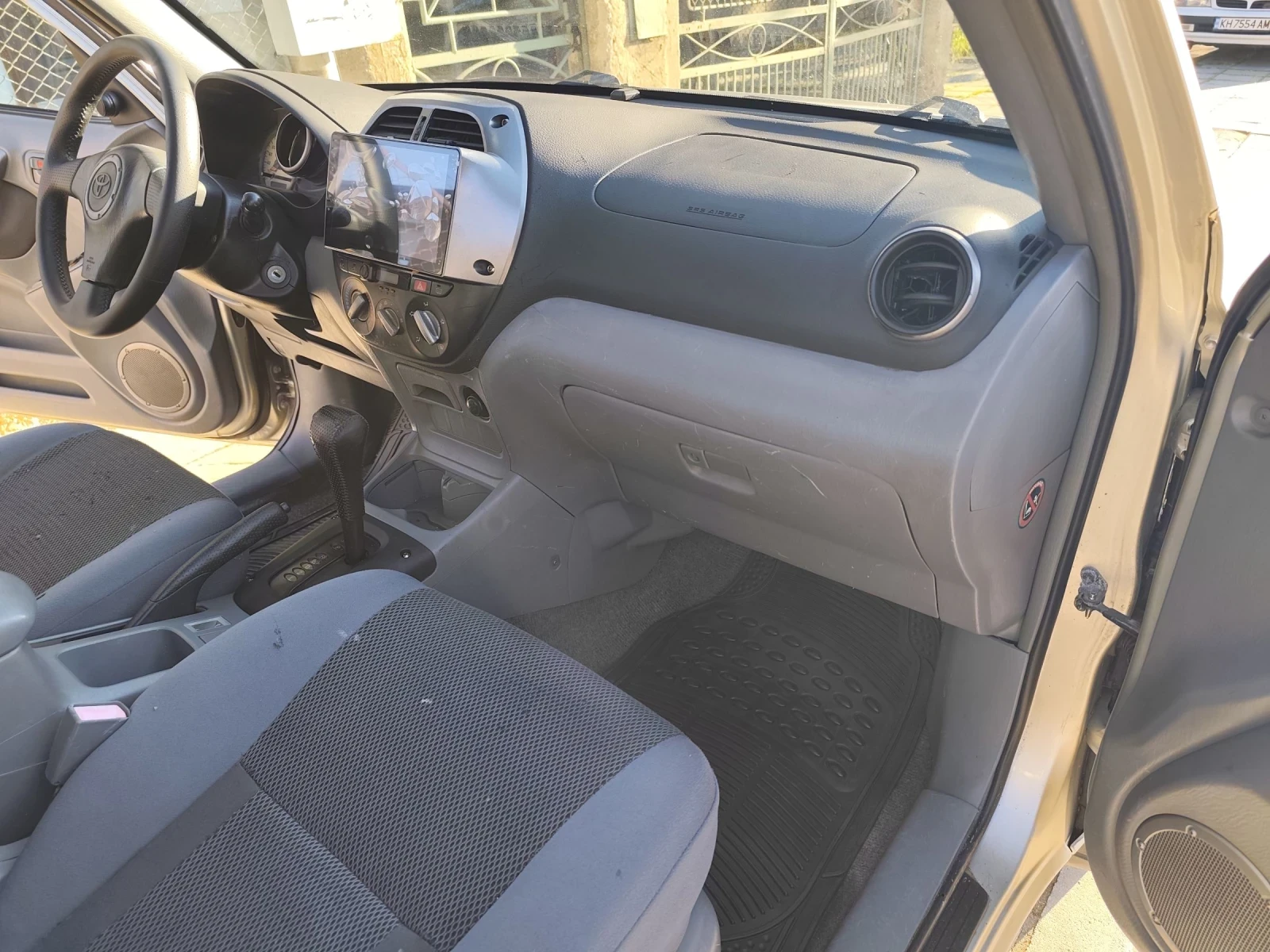 Toyota Rav4 2.0 АВТОМАТИК , снимка 8 - Автомобили и джипове - 54783864