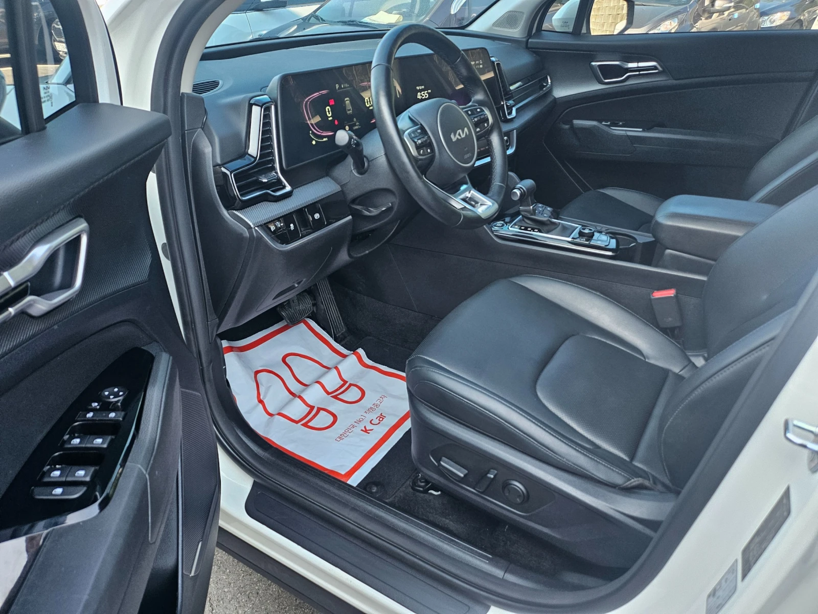 Kia Sportage Diesel 2.0 2WD autogeorge.com, снимка 10 - Автомобили и джипове - 56137359