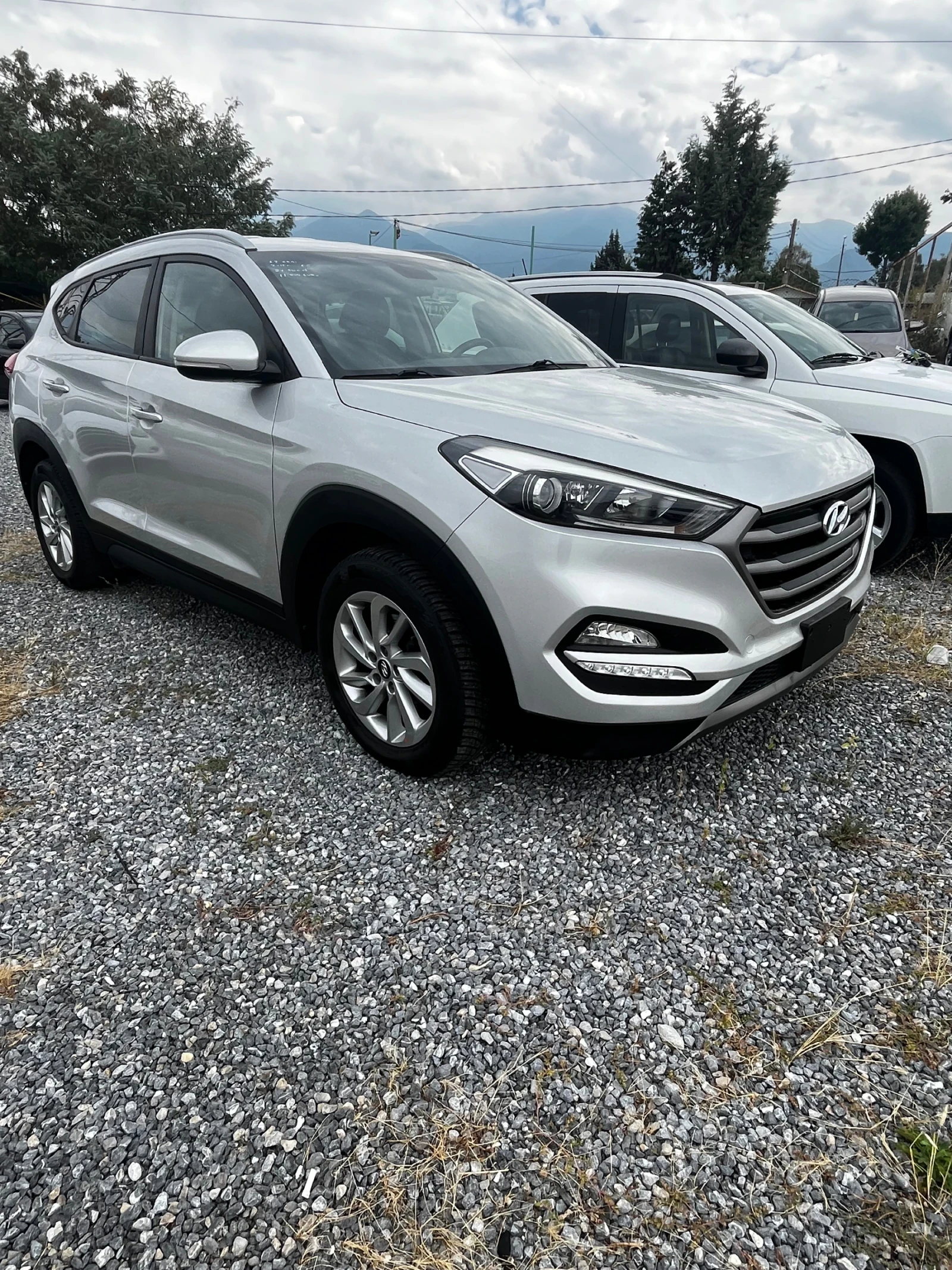 Hyundai Tucson 1.7CRDI. 2015г., снимка 7 - Автомобили и джипове - 56205783