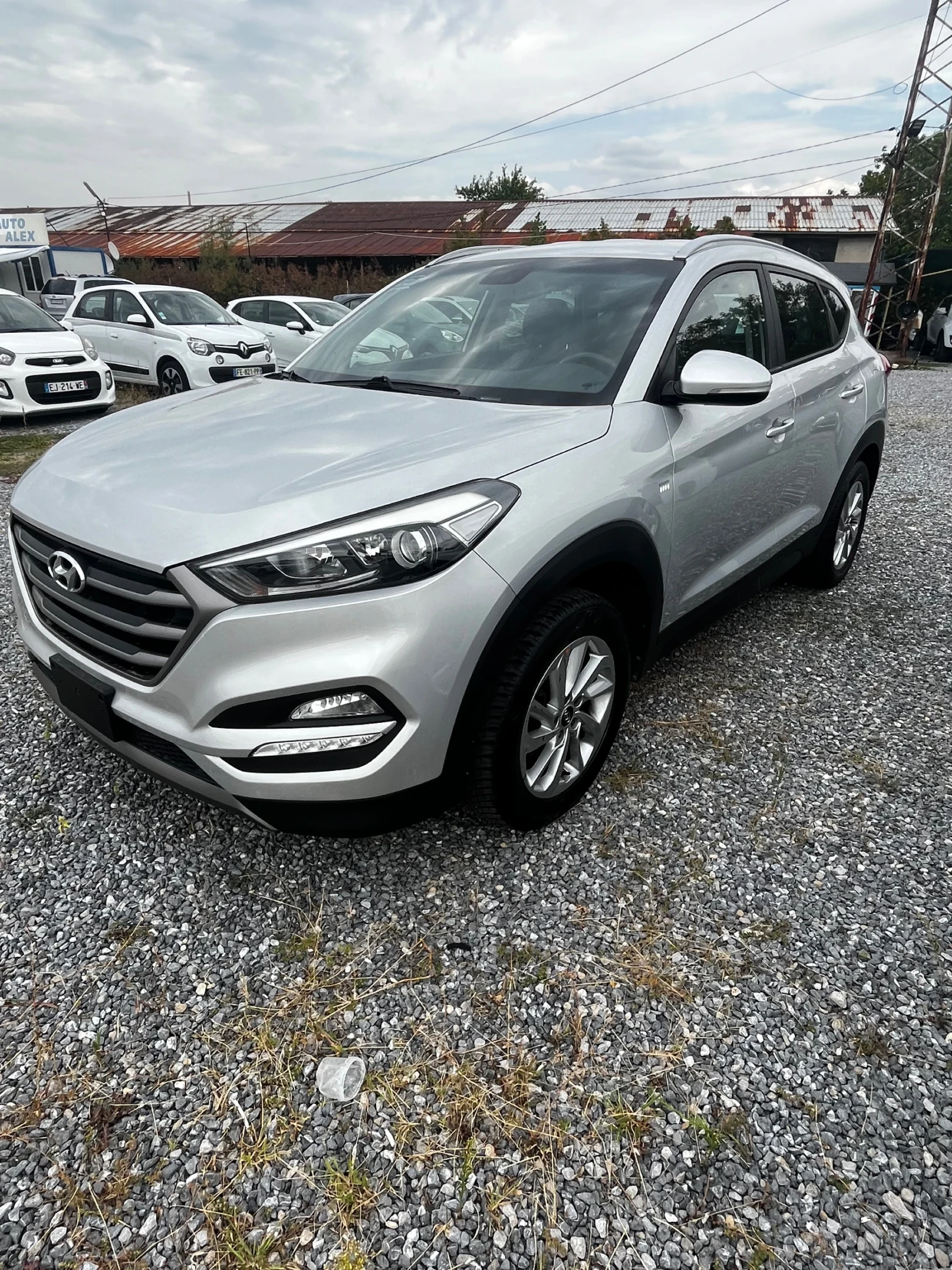 Hyundai Tucson 1.7CRDI. 2015г., снимка 2 - Автомобили и джипове - 56205783