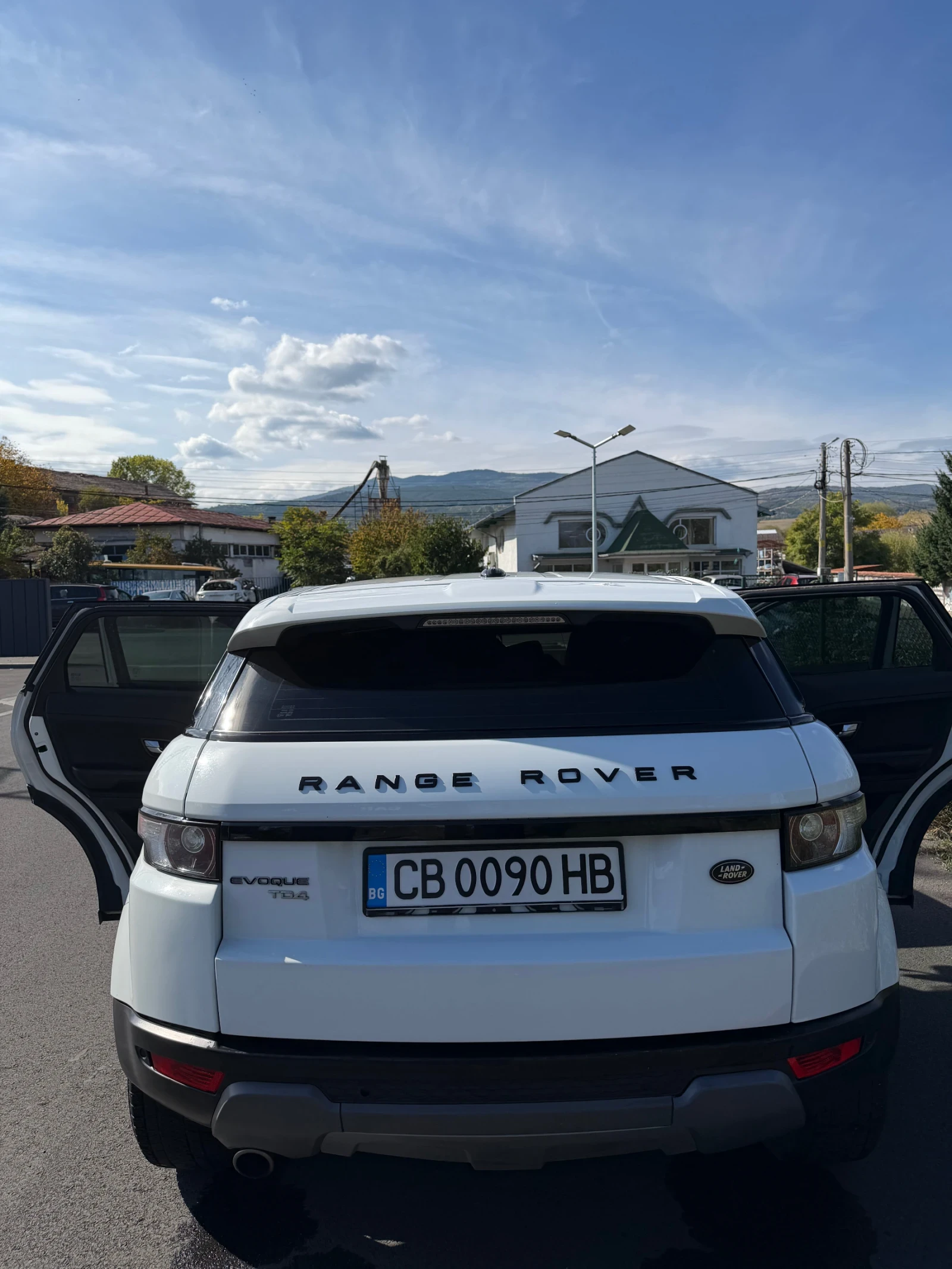 Land Rover Evoque, снимка 5 - Автомобили и джипове - 56464917