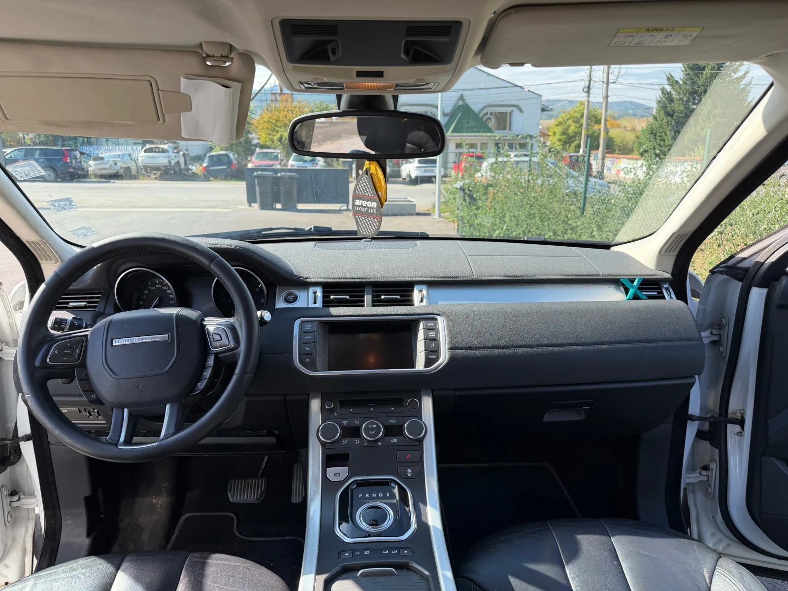 Land Rover Evoque, снимка 3 - Автомобили и джипове - 56464917