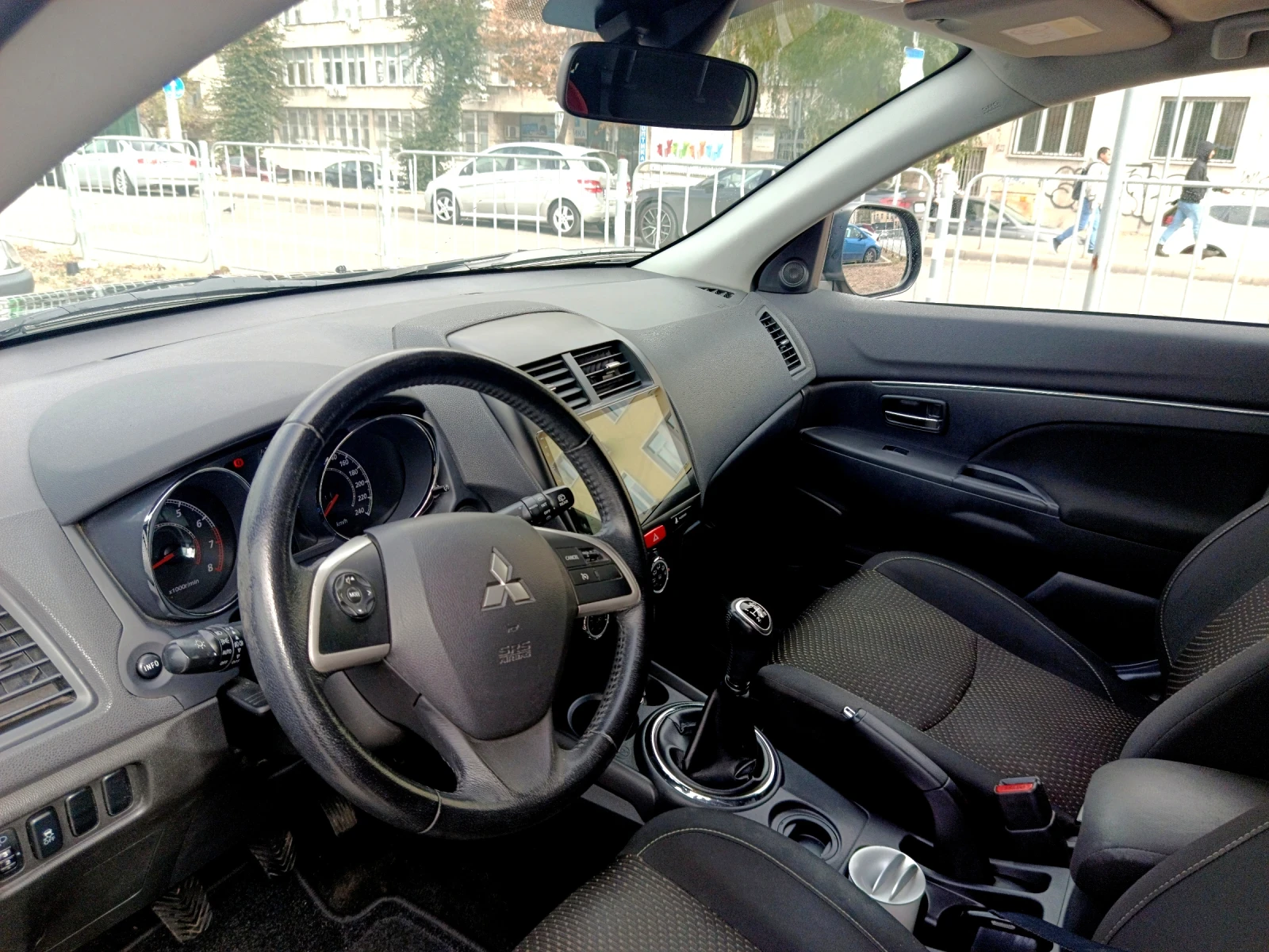 Mitsubishi ASX, снимка 4 - Автомобили и джипове - 56552529