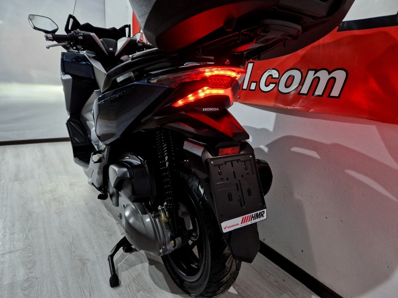 Honda Forza 300i ABS, LED, TC 2019г., снимка 4 - Мотоциклети и мототехника - 44718701