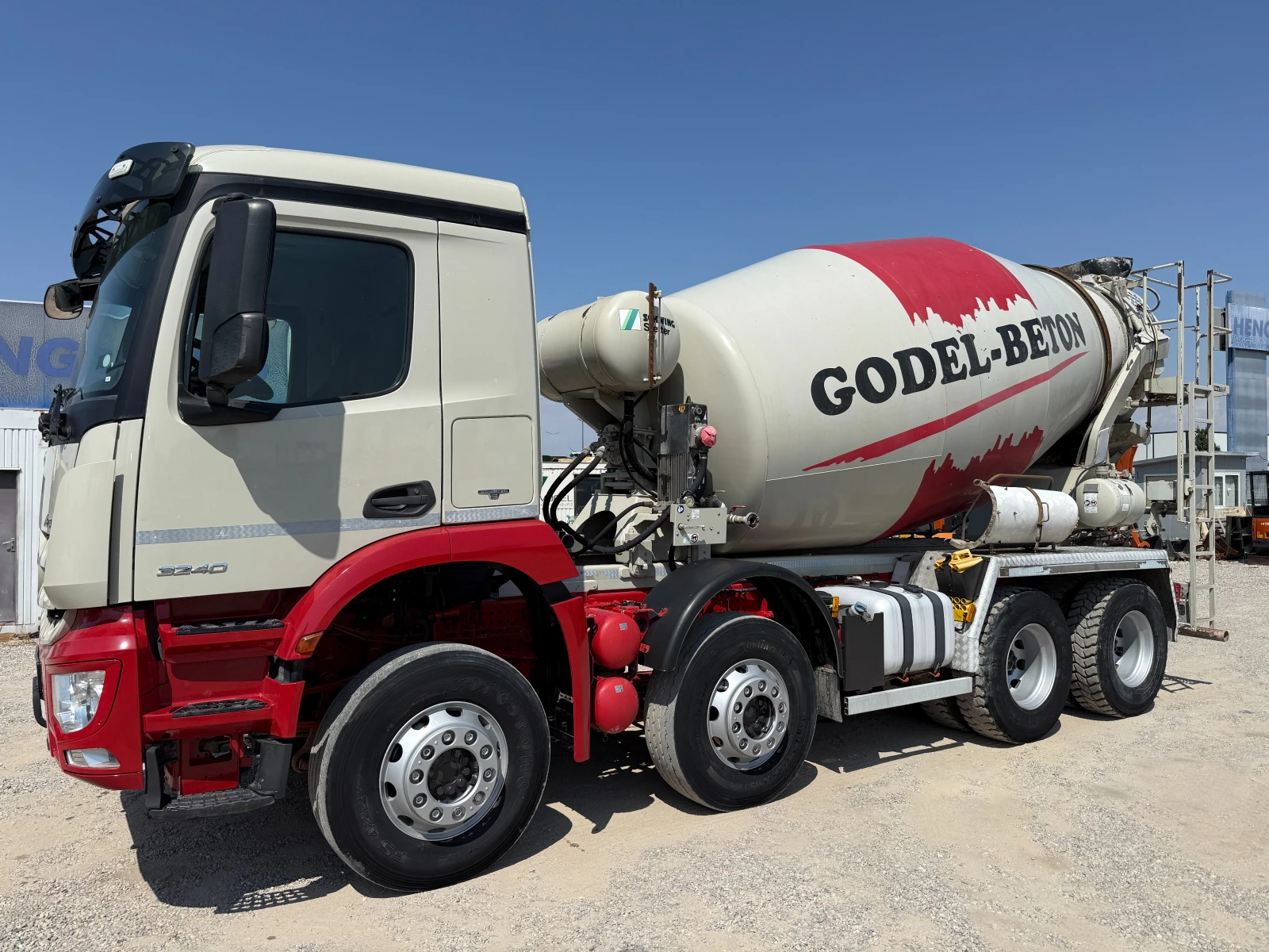 Бетон миксер Mercedes Arocs 3240, снимка 3 - Индустриална техника - 53685905
