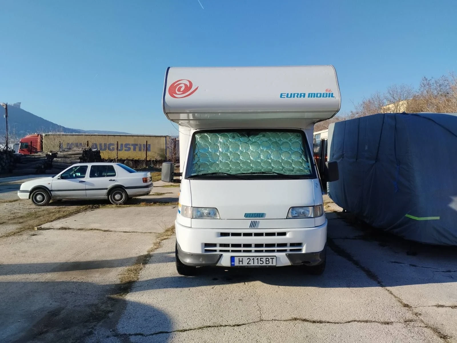Кемпер Euramobil, снимка 8 - Каравани и кемпери - 56142706