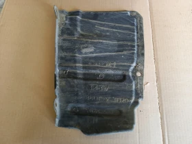 Кора мотор странична лява Тойота Рав4 2.2д (11)