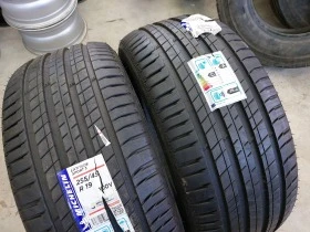      255/45R19