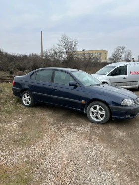 Toyota Avensis Бензин!, снимка 1