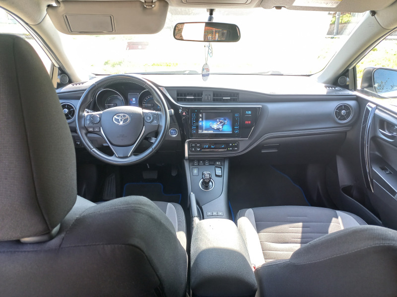 Toyota Auris 1.8 HIBRID - Гаранция, снимка 7 - Автомобили и джипове - 46182145