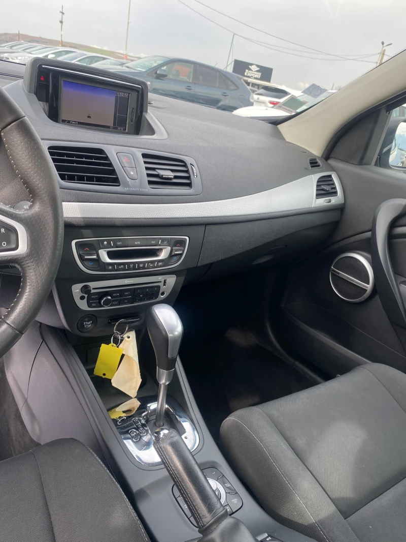 Renault Megane 1.5D 110HP AUTOMATIC EVRO5 NAVI FULL LED  , снимка 12 - Автомобили и джипове - 46867852