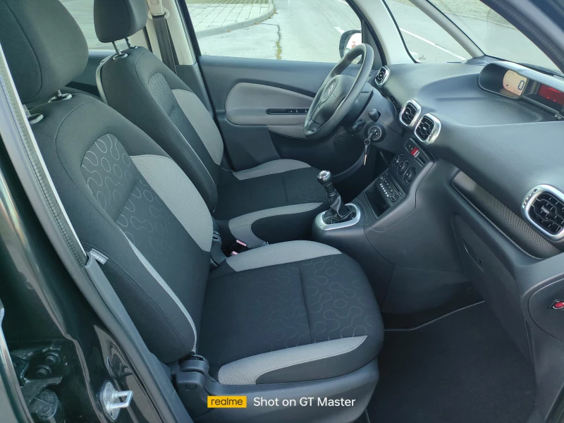 Citroen C3 Picasso 1.4 VTI-95кс., снимка 11 - Автомобили и джипове - 47428080