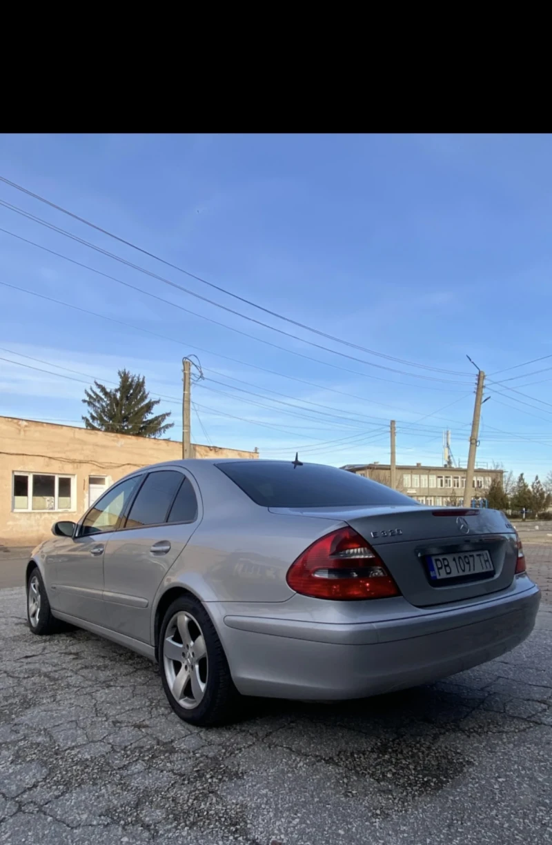 Mercedes-Benz E 320, снимка 4 - Автомобили и джипове - 48969163