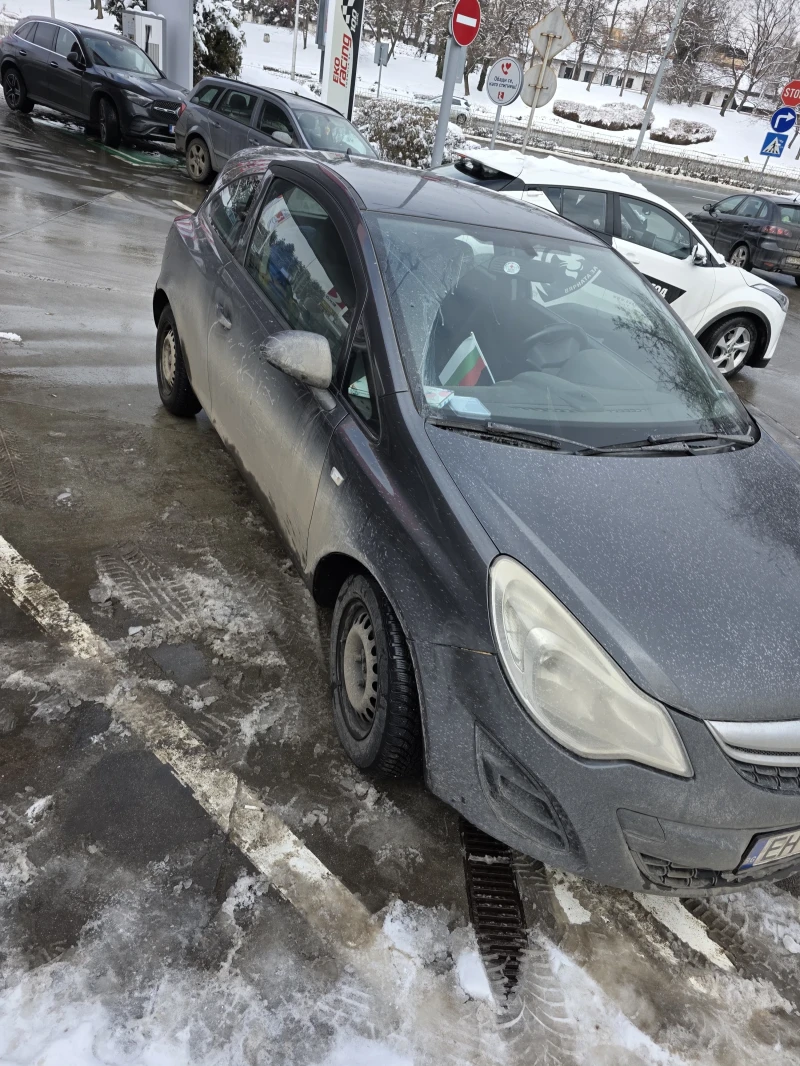 Opel Corsa, снимка 2 - Автомобили и джипове - 49178660