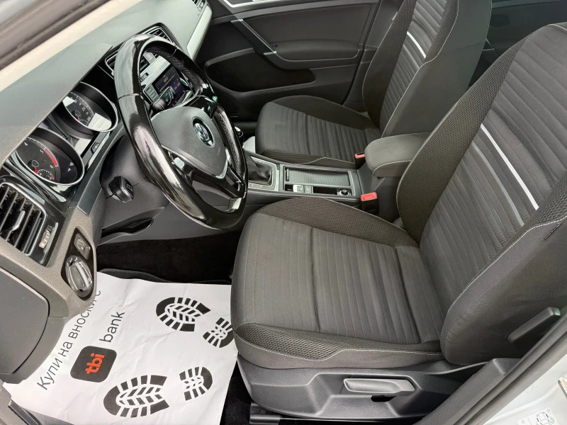 VW Golf (KATO НОВА), снимка 11 - Автомобили и джипове - 52409295