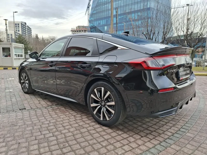 Honda Civic Elegance, снимка 7 - Автомобили и джипове - 53262504