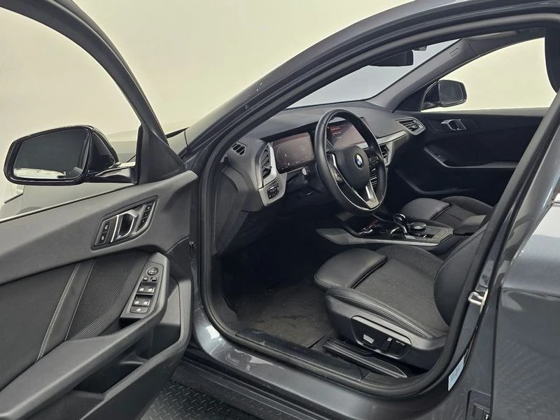 BMW 118 118d Joy| 150к.с.| ВКЛ.ТЕХНОТЕСТ, снимка 11 - Автомобили и джипове - 55441931