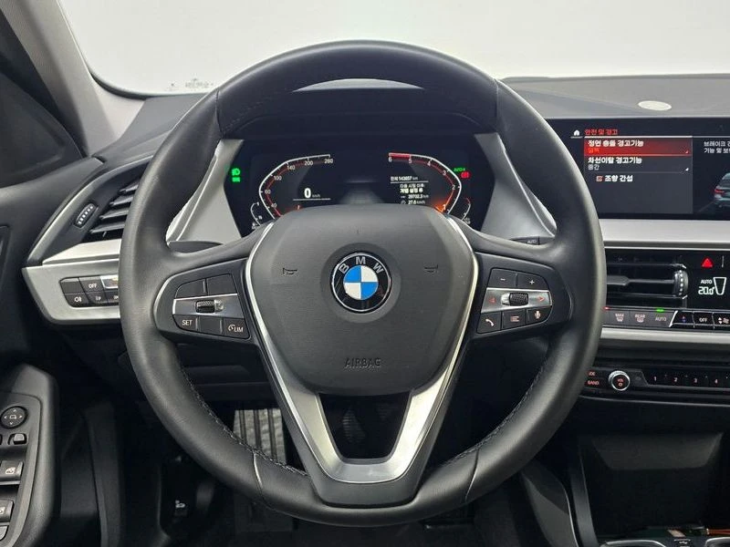 BMW 118 118d Joy| 150к.с.| ВКЛ.ТЕХНОТЕСТ, снимка 13 - Автомобили и джипове - 55441931