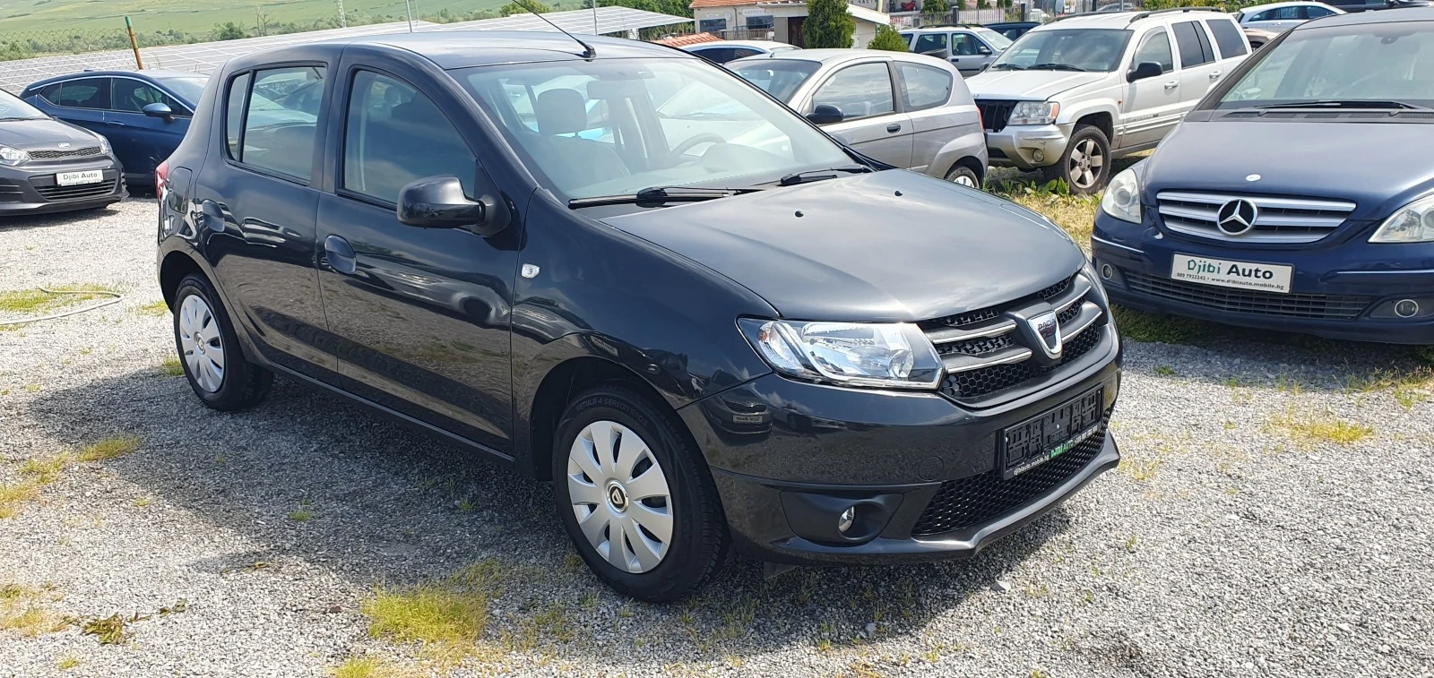 Dacia Sandero 1.2I- ГАЗ- NAVI-152000км!!!, снимка 1