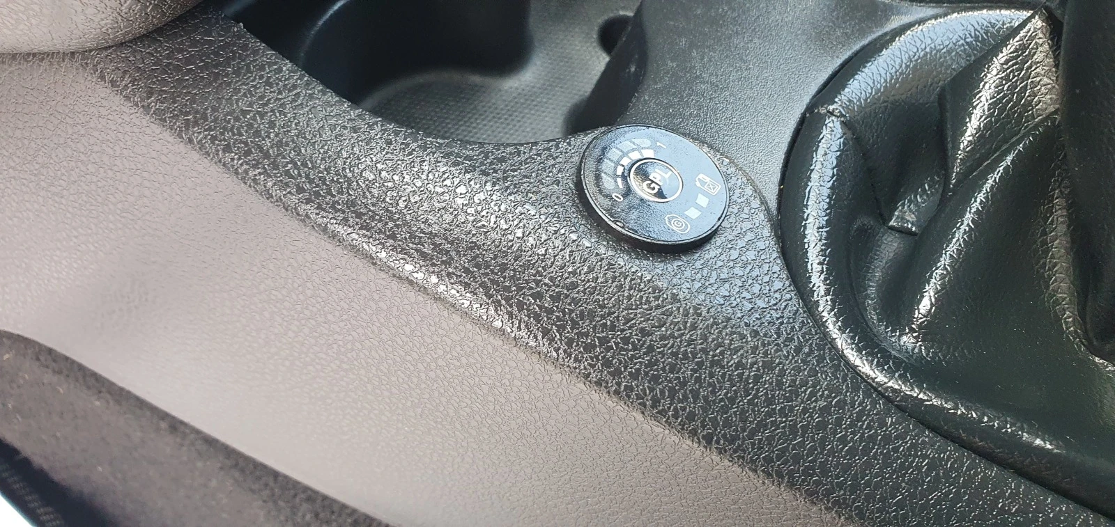 Dacia Sandero 1.2I- ГАЗ- NAVI-152000км!!! | Mobile.bg — изображение 12