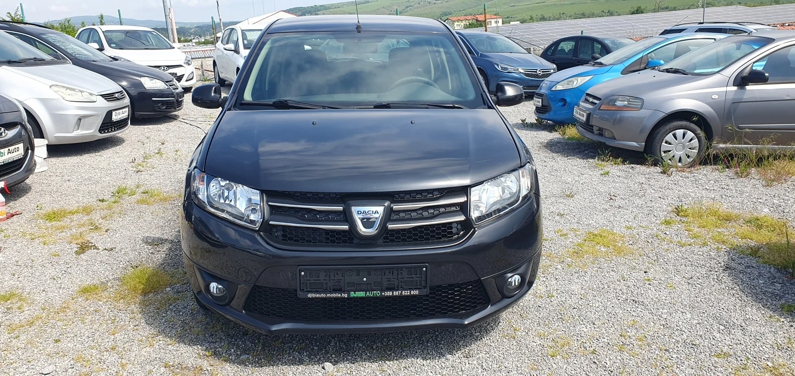 Dacia Sandero 1.2I- ГАЗ- НАВИ-152000км!!! - изображение 2